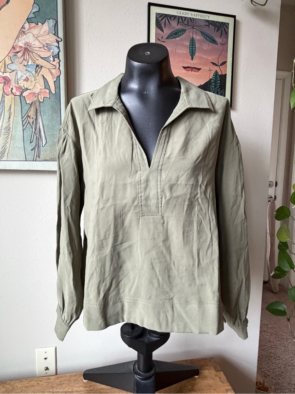 Banana Republic Olive Green Long Sleeve Blouse